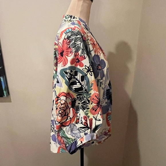 Ivy Jane Vibrant Floral V Neck Blouse, size Medium - Picture 3 of 10